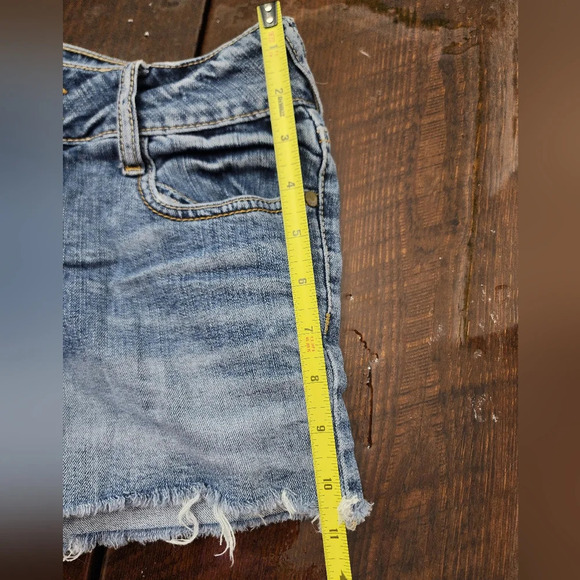 👸🩳 Denim shorts in size 5 by Decree - Picture 6 of 13